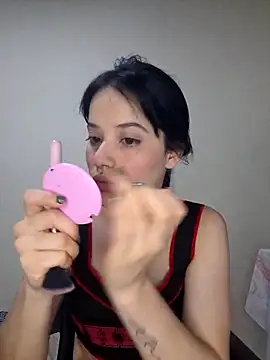 Snapshot of franchezkavegaaa chatting on 09-13-25, 12:05 franchezkavegaaa online show from 09-13-25, 12:05