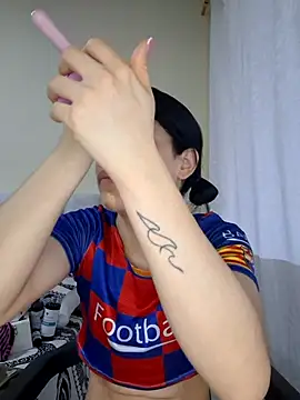 Snapshot of franchezkavegaaa chatting on 10-26-25, 12:00 franchezkavegaaa online show from 10-26-25, 12:00