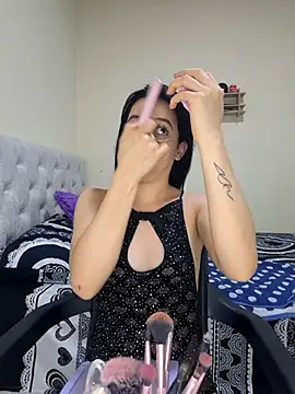 Snapshot of franchezkavegaaa chatting on 11-03-25, 12:06 franchezkavegaaa online show from 11-03-25, 12:06