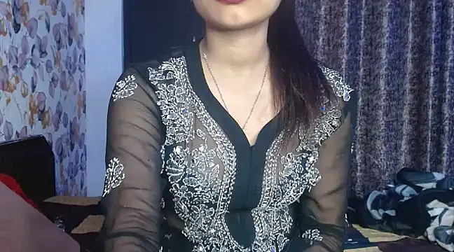 Baby Zahira online show from 02-17-25, 11:42