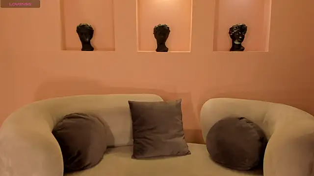 Snapshot of FernandaX1 chatting on 02-07-25, 01:04 FernandaX1 online show from 02-07-25, 01:04