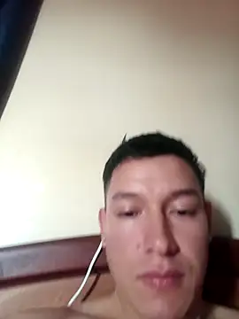 Snapshot of Rafaell_SantosHot chatting on 03-23-26, 06:56 Rafaell SantosHot online show from 03-23-26, 06:56