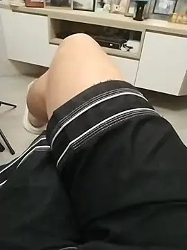 Snapshot of Dannydy2015 chatting on 03-19-26, 04:33 Dannydy2015 online show from 03-19-26, 04:33