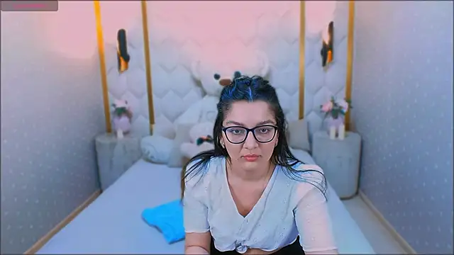 ZarifaBev online show from 01-07-25, 04:16