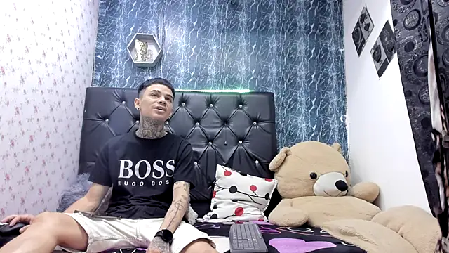 exotic hot couple online show from 02-27-26, 09:59