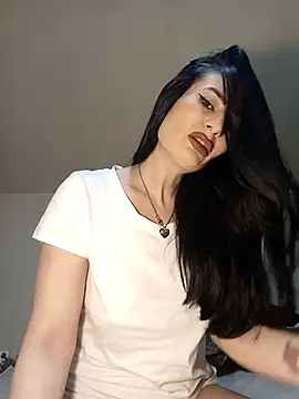 Snapshot of EveeRose chatting on 01-08-26, 09:11 EveeRose online show from 01-08-26, 09:11