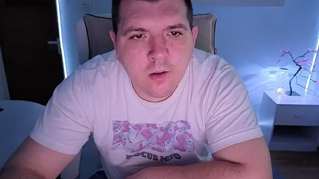 Snapshot of JasonJacks chatting on 06-27-26, 03:11 JasonJacks online show from 06-27-26, 03:11