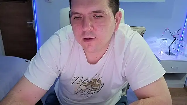 Snapshot of JasonJacks chatting on 07-06-26, 05:26 JasonJacks online show from 07-06-26, 05:26