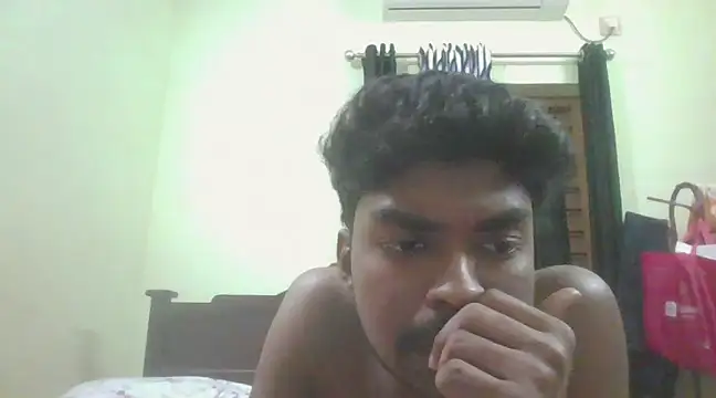 Snapshot of funcracker chatting on 02-05-25, 01:44 funcracker online show from 02-05-25, 01:44