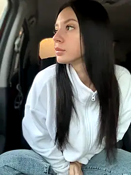 JulliaVegas online show from 10-12-25, 01:15