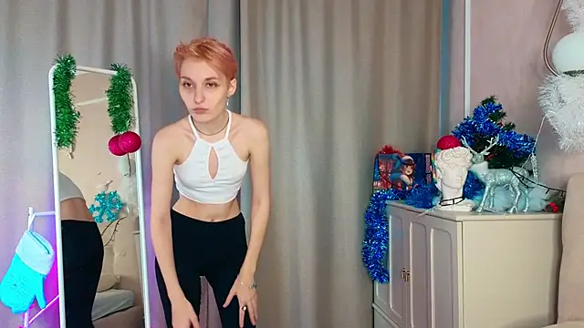 AlmeWood online show from 12-23-24, 12:08