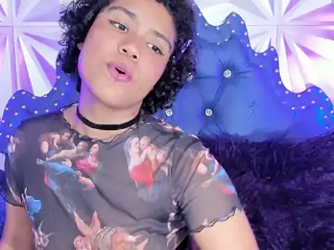 Snapshot of kitty_pervertedx chatting on 02-22-25, 01:11 kitty pervertedx online show from 02-22-25, 01:11