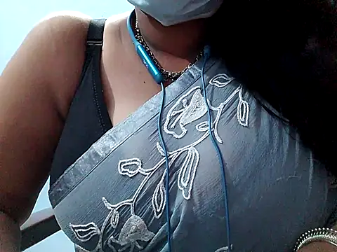 Snapshot of Tamilsathya2024 chatting on 01-07-25, 06:56 Tamilsathya2024 online show from 01-07-25, 06:56