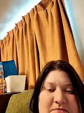 Snapshot of chrissybear84 chatting on 12-14-24, 06:20 chrissybear84 online show from 12-14-24, 06:20