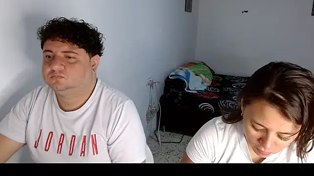 Snapshot of Paloma_Desire chatting on 11-26-25, 02:07 Paloma Desire online show from 11-26-25, 02:07