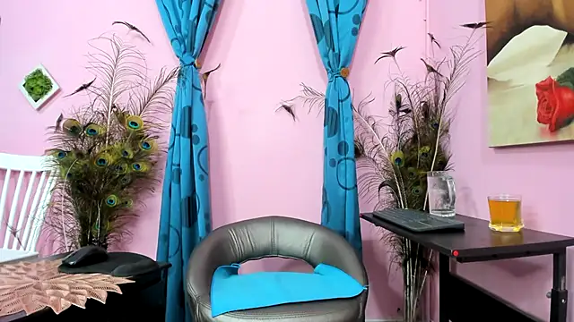 miss--flora online show from 09-29-25, 03:06