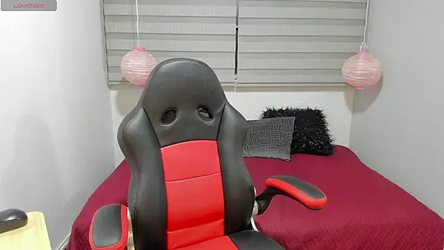 Snapshot of melanie_hh chatting on 01-21-25, 04:10 melanie hh online show from 01-21-25, 04:10