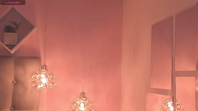 Snapshot of melanie_hh chatting on 10-24-25, 03:58 melanie hh online show from 10-24-25, 03:58