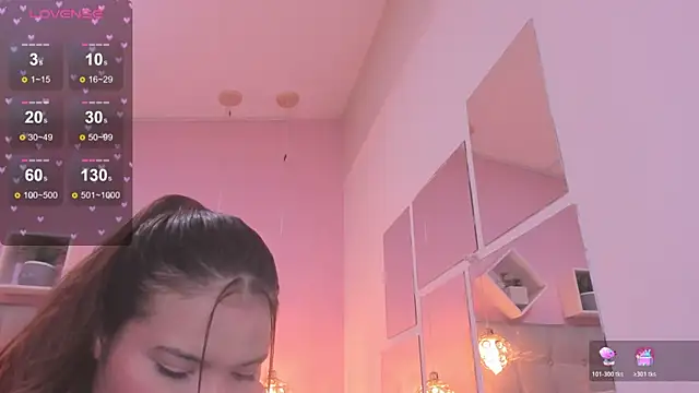 Snapshot of melanie_hh chatting on 11-04-25, 04:00 melanie hh online show from 11-04-25, 04:00