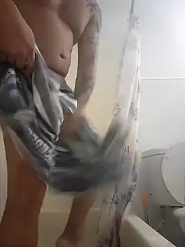 Latino2909 online show from 12-19-24, 01:39