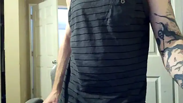 Huntzg23 online show from 04-10-26, 03:01