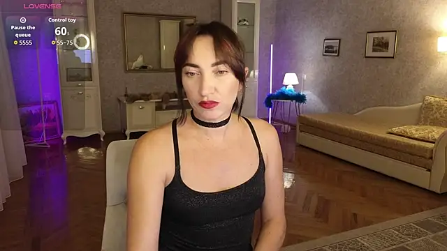 AnneHaddaway online show from 09-30-25, 07:52