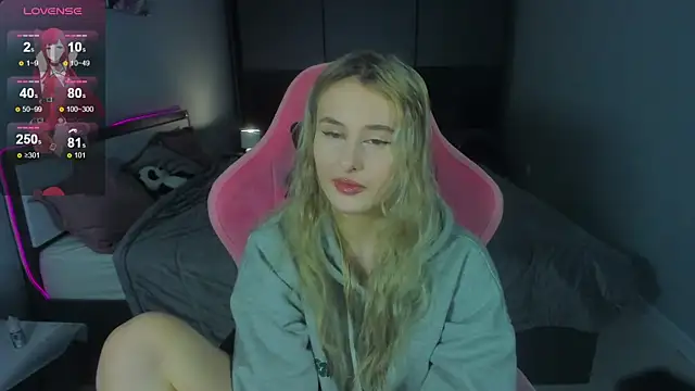 Molly Toads online show from 12-20-24, 11:21