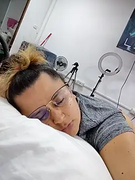 Miss balloonsmila online show from 03-11-25, 03:26