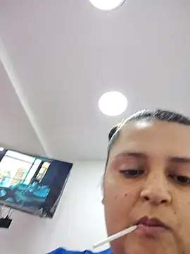 Miss balloonsmila online show from 12-04-25, 07:00