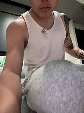 kuma0908 online show from 04-18-26, 10:19