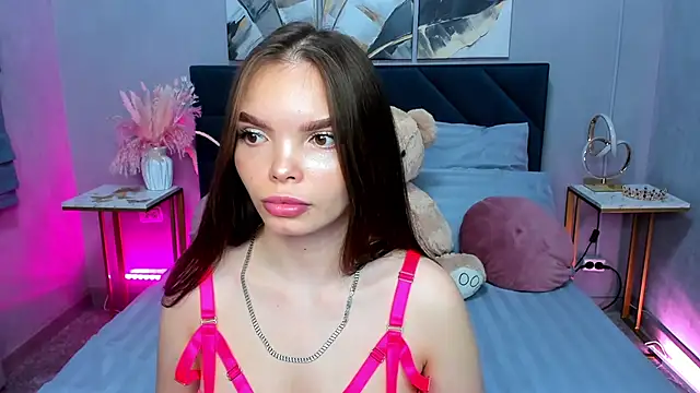 Curvy Dynamite  online show from 09-13-25, 01:16