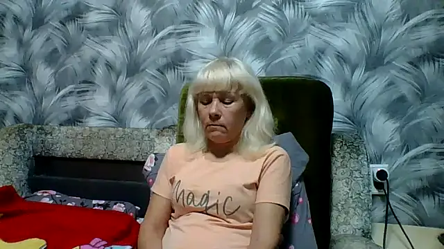 Snapshot of sakura_blonde chatting on 10-30-25, 06:08 sakura blonde online show from 10-30-25, 06:08