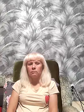 Snapshot of sakura_blonde chatting on 11-06-25, 05:58 sakura blonde online show from 11-06-25, 05:58