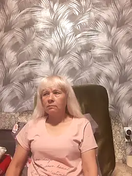 Snapshot of sakura_blonde chatting on 11-19-25, 08:03 sakura blonde online show from 11-19-25, 08:03