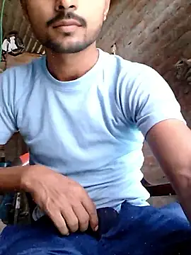 Snapshot of Suraj223kumar chatting on 06-05-26, 08:09 Suraj223kumar online show from 06-05-26, 08:09