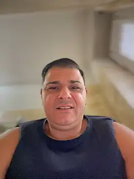 SecretlyDD online show from 02-09-25, 01:46