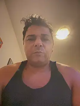 SecretlyDD online show from 03-18-25, 05:31