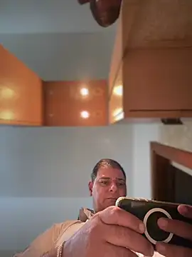 SecretlyDD online show from 02-04-26, 08:20