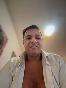 SecretlyDD online show from 02-15-26, 04:47