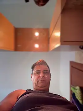 SecretlyDD online show from 04-05-26, 01:52