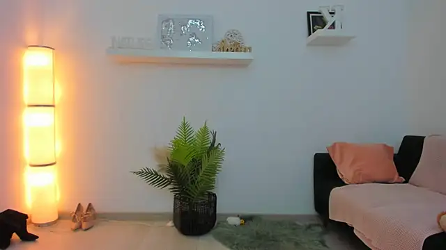 Julya Anna online show from 01-27-25, 04:30