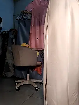 Lucy limon online show from 03-13-25, 04:12