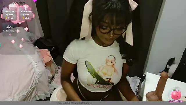 bunniix online show from 03-19-25, 01:21