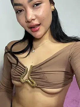Snapshot of Just_valen chatting on 04-22-26, 08:39 Just valen online show from 04-22-26, 08:39