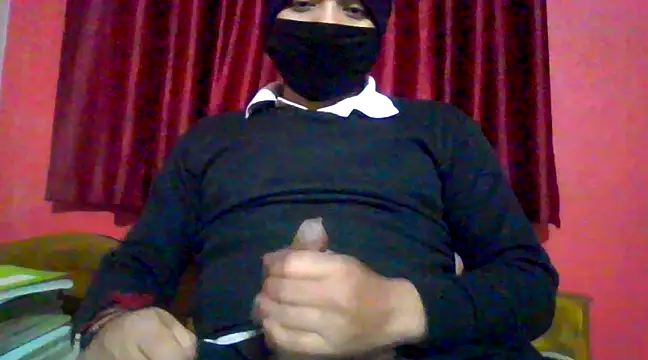 Snapshot of sanju-9973 chatting on 01-01-25, 04:50 sanju-9973 online show from 01-01-25, 04:50