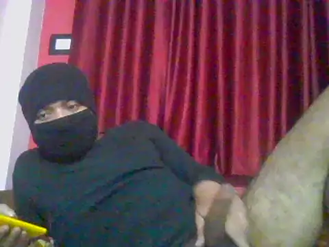 Snapshot of sanju-9973 chatting on 01-05-25, 11:22 sanju-9973 online show from 01-05-25, 11:22