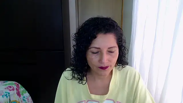 arianna ros3 online show from 04-24-26, 07:16