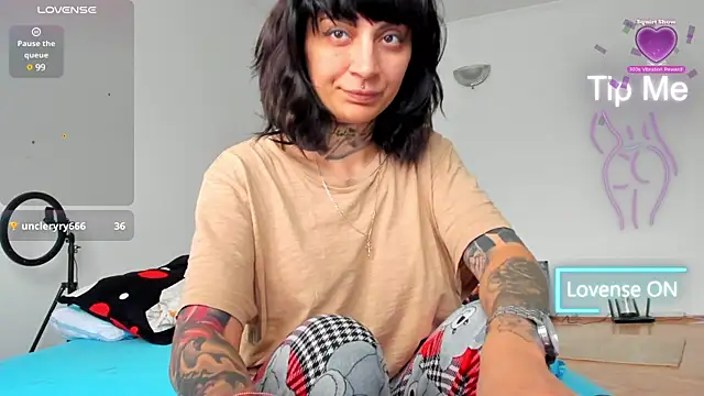 Snapshot of Lucky_Deniz chatting on 03-12-25, 07:57 Lucky Deniz online show from 03-12-25, 07:57