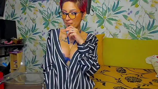 Snapshot of Lucky_Deniz chatting on 02-10-26, 11:58 Lucky Deniz online show from 02-10-26, 11:58