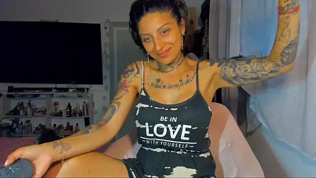 Snapshot of Lucky_Deniz chatting on 07-30-26, 05:45 Lucky Deniz online show from 07-30-26, 05:45
